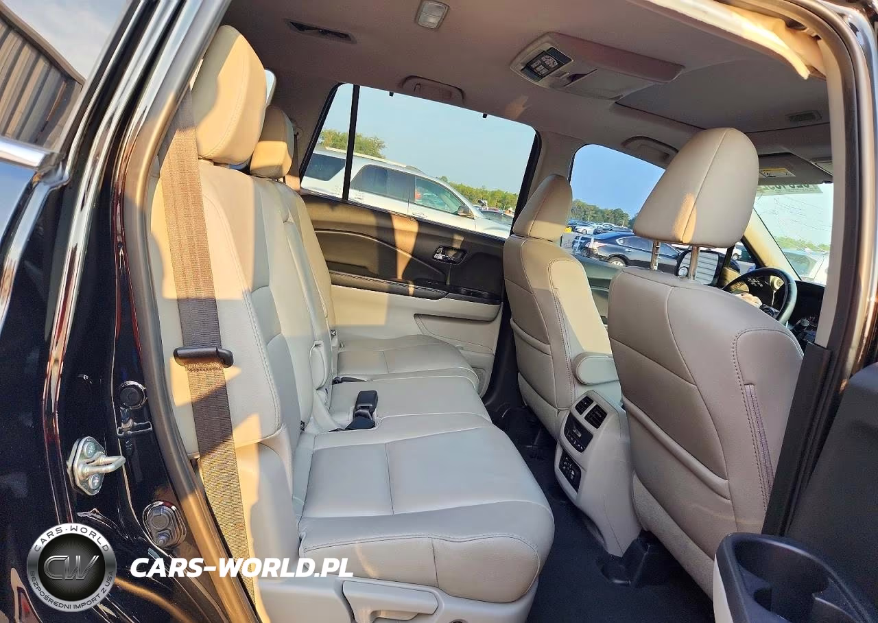 2017 Honda Pilot Touring VIN:5FNYF6H93HB024328 - 11