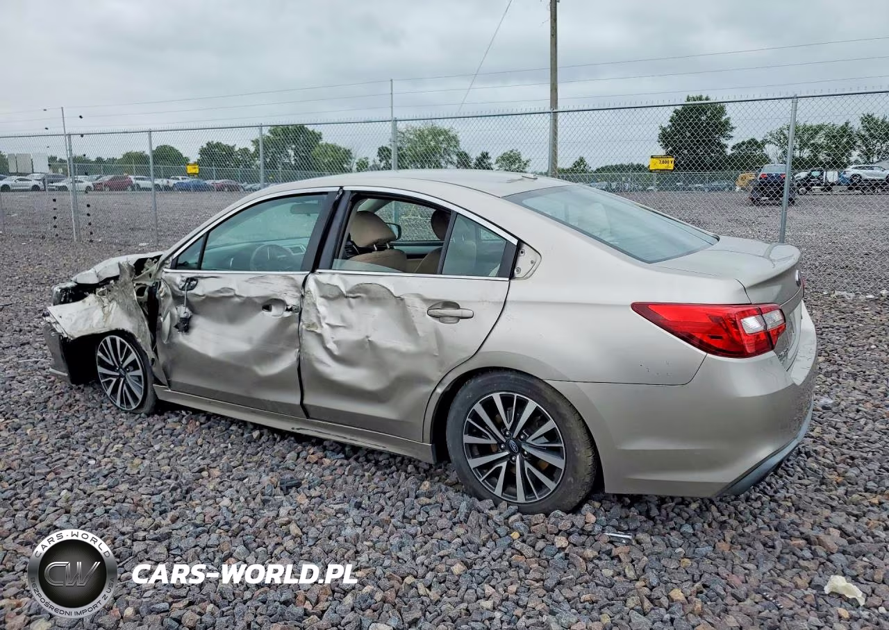 2019 Subaru Legacy 2.5I VIN:4S3BNAB68K3013646 - 2