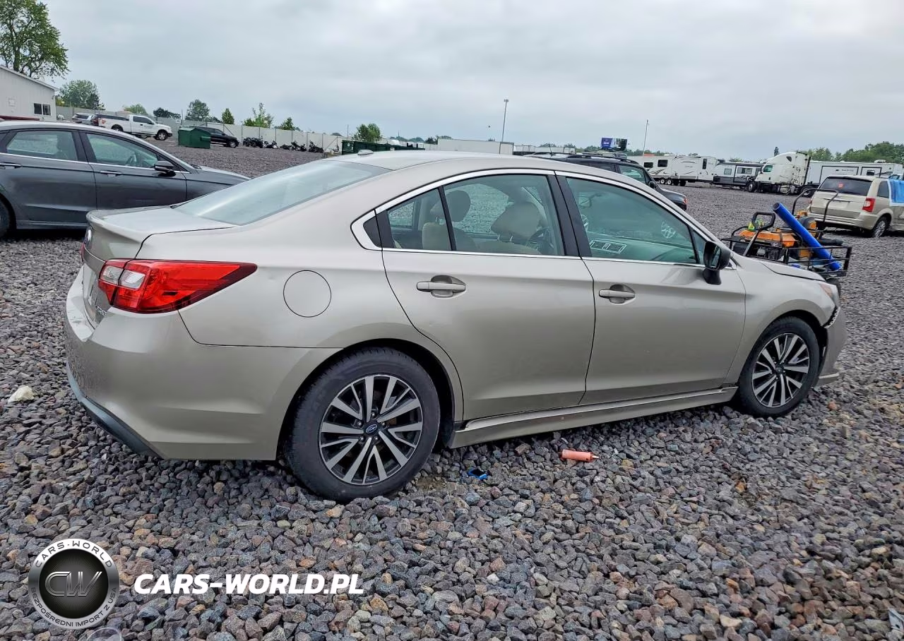 2019 Subaru Legacy 2.5I VIN:4S3BNAB68K3013646 - 3