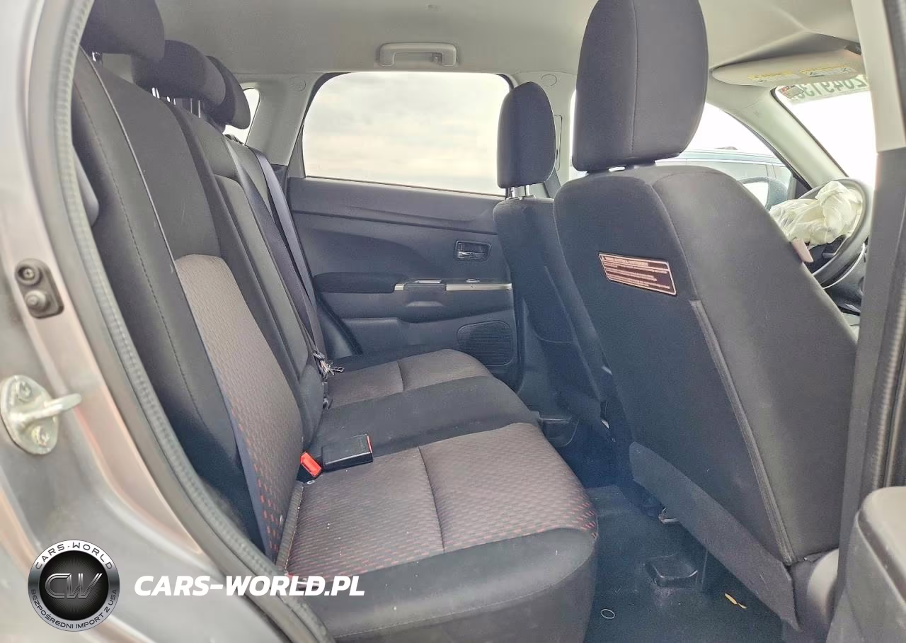 2018 Mitsubishi Outlander Sport Es VIN:JA4AP3AUXJU002006 - 11