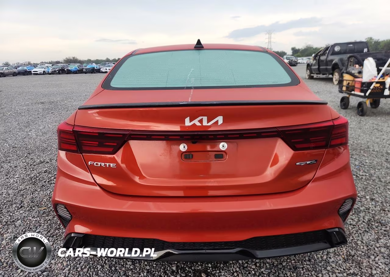 2022 Kia Forte Gt Line VIN:3KPF54AD8NE486088 - 6