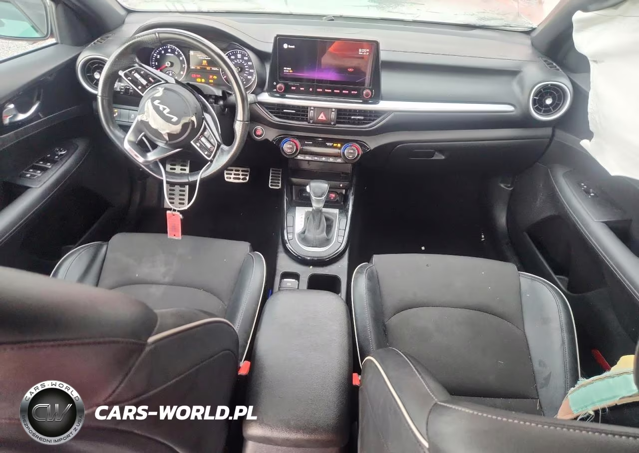 2022 Kia Forte Gt Line VIN:3KPF54AD8NE486088 - 8