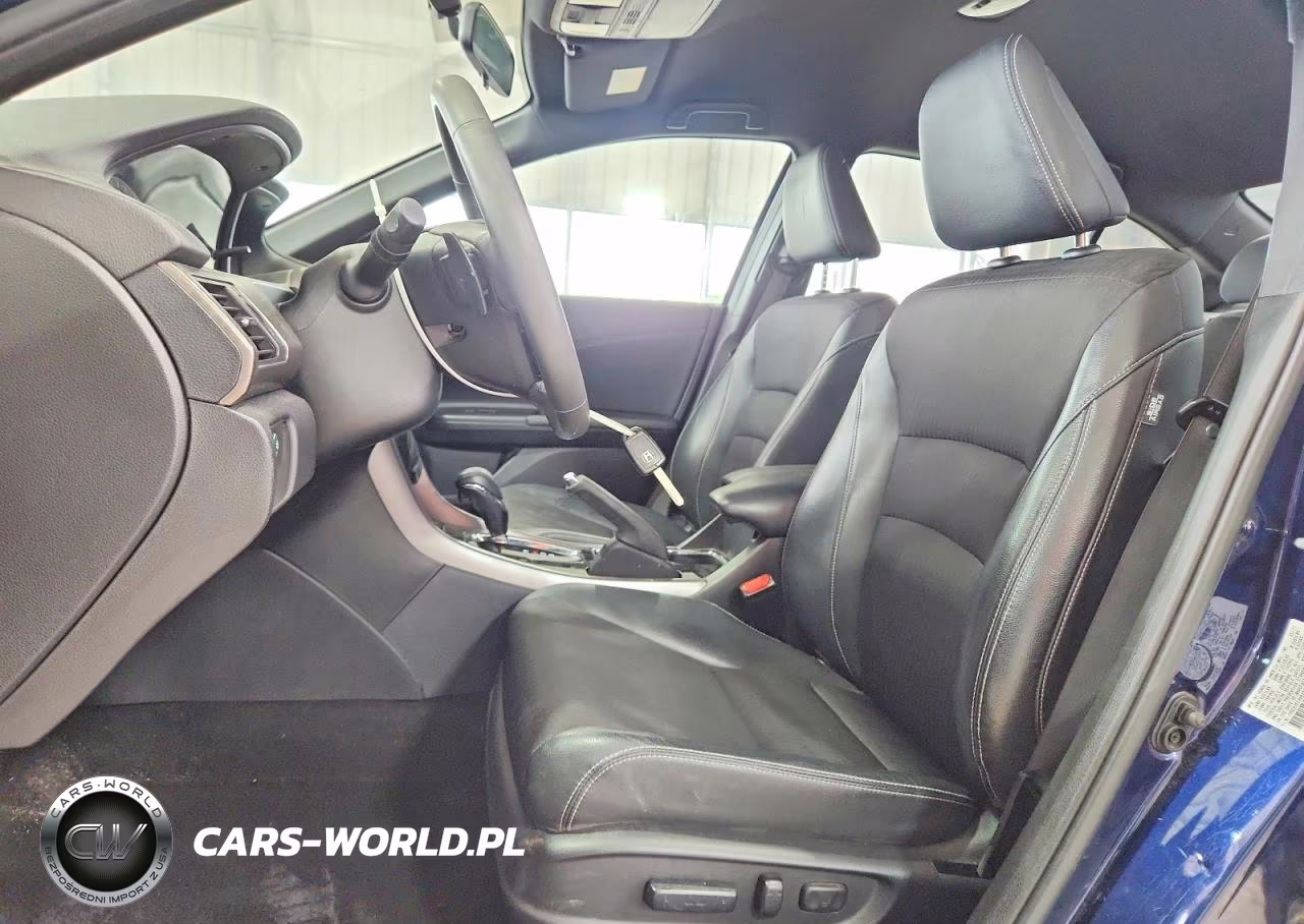 2017 Honda Accord Sport VIN:1HGCR2F54HA234179 - 7