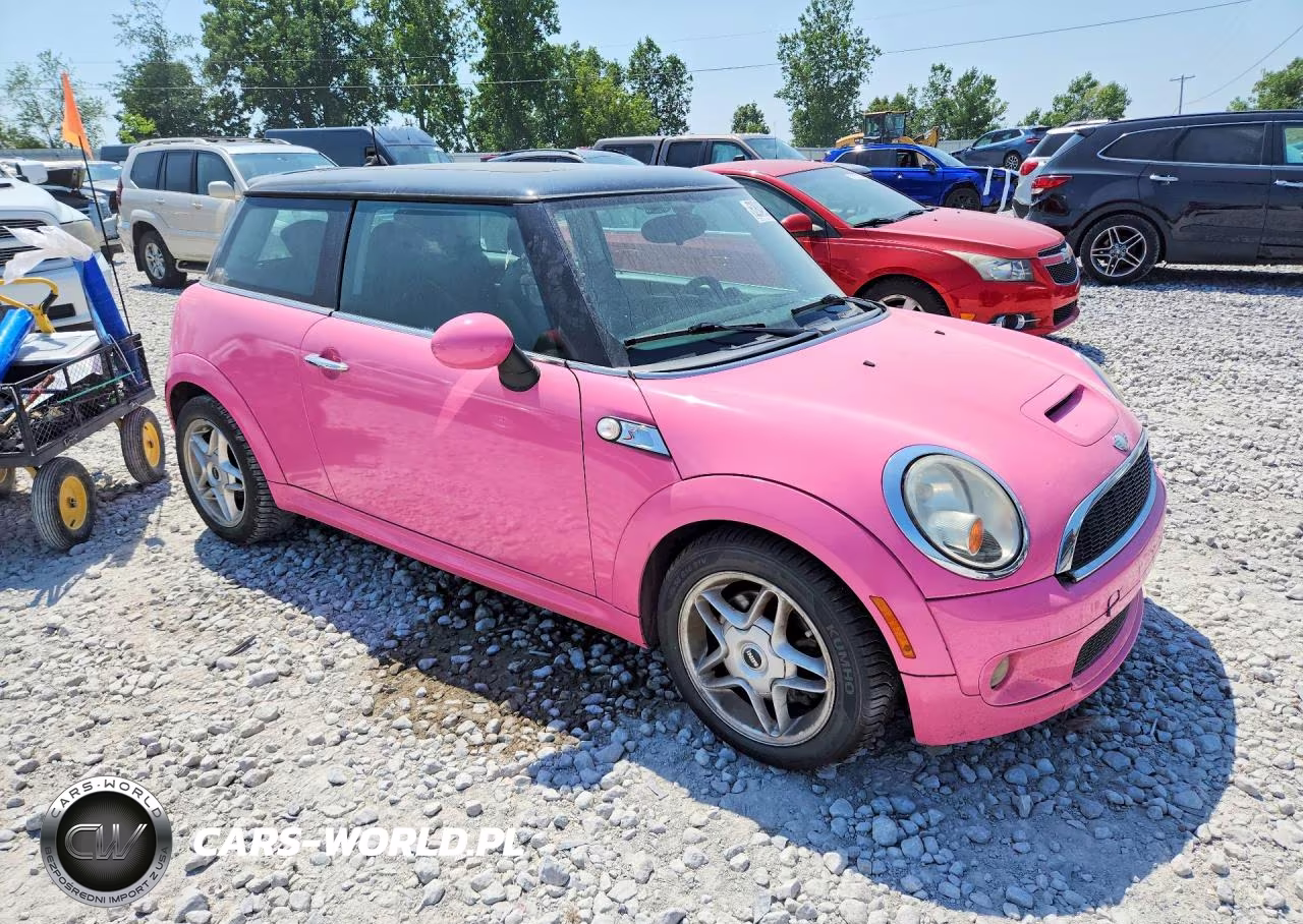 2008 Mini Cooper S VIN:WMWMF73598TV37537 - 4