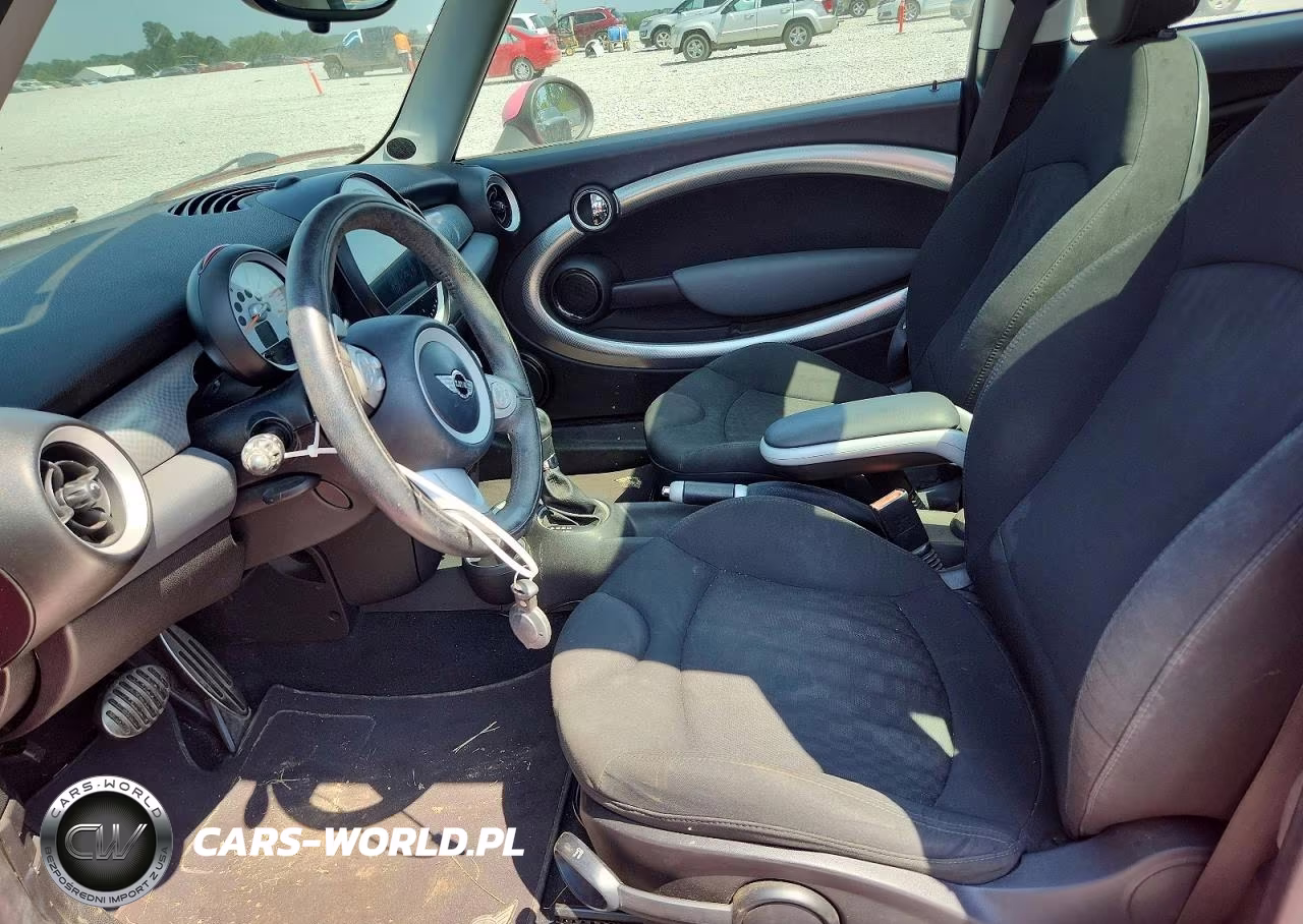 2008 Mini Cooper S VIN:WMWMF73598TV37537 - 7