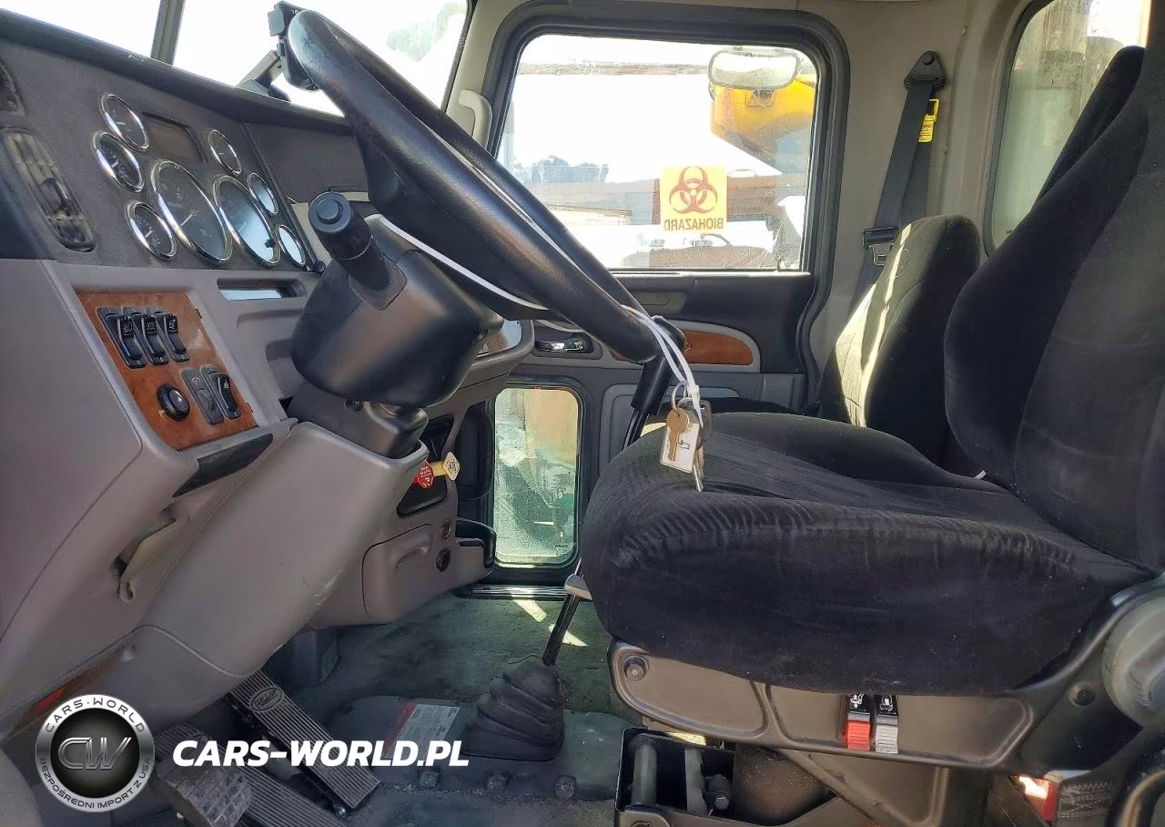 2011 Peterbilt 386 - Dump Truck VIN:1XPHDB9X3BD125376 - 7