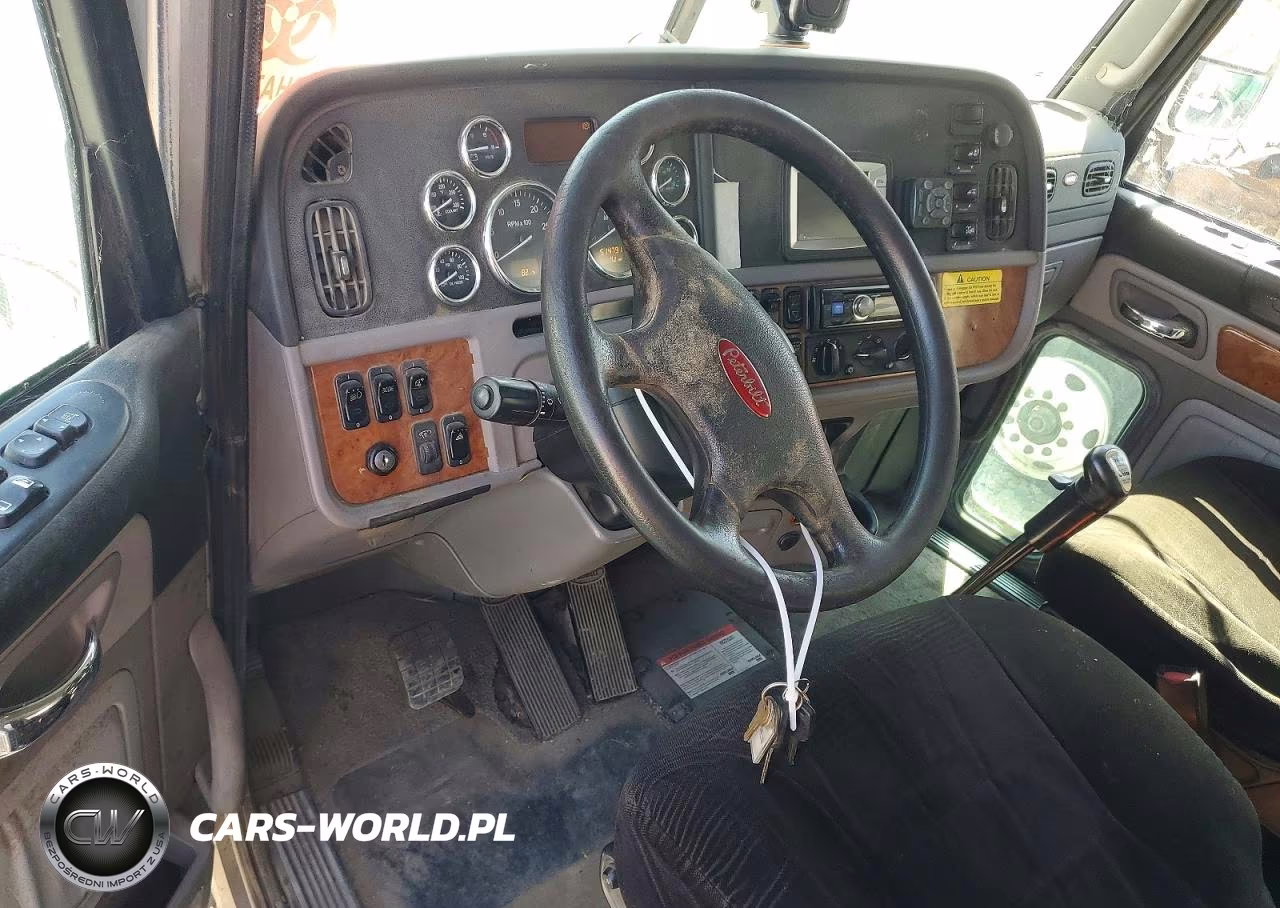 2011 Peterbilt 386 - Dump Truck VIN:1XPHDB9X3BD125376 - 8