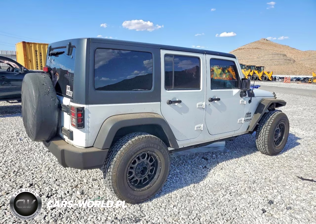 2017 Jeep Wrangler Unlimited Sport VIN:1C4BJWDG9HL642047 - 3