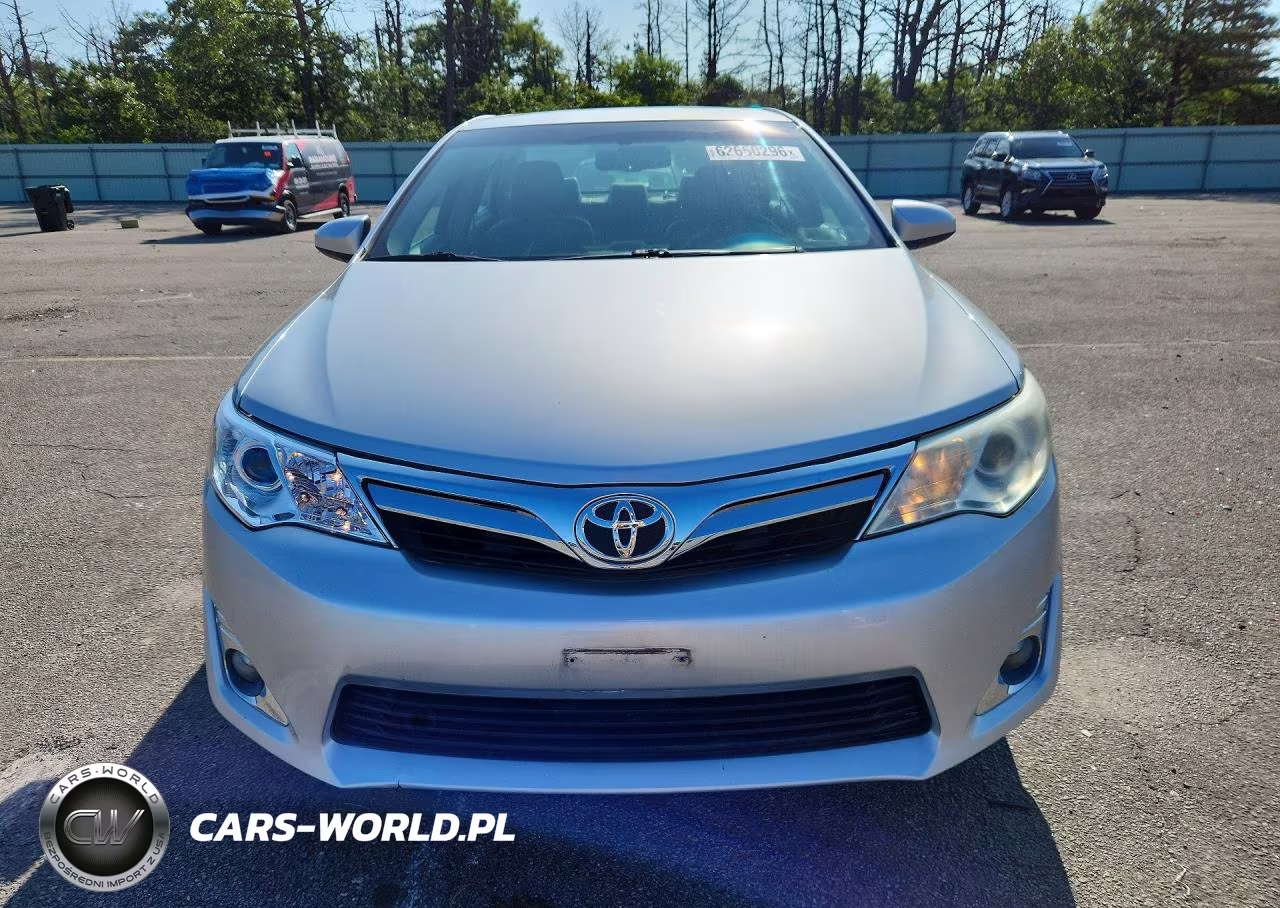 2012 Toyota Camry Xle VIN:4T4BF1FK5CR218746 - 5