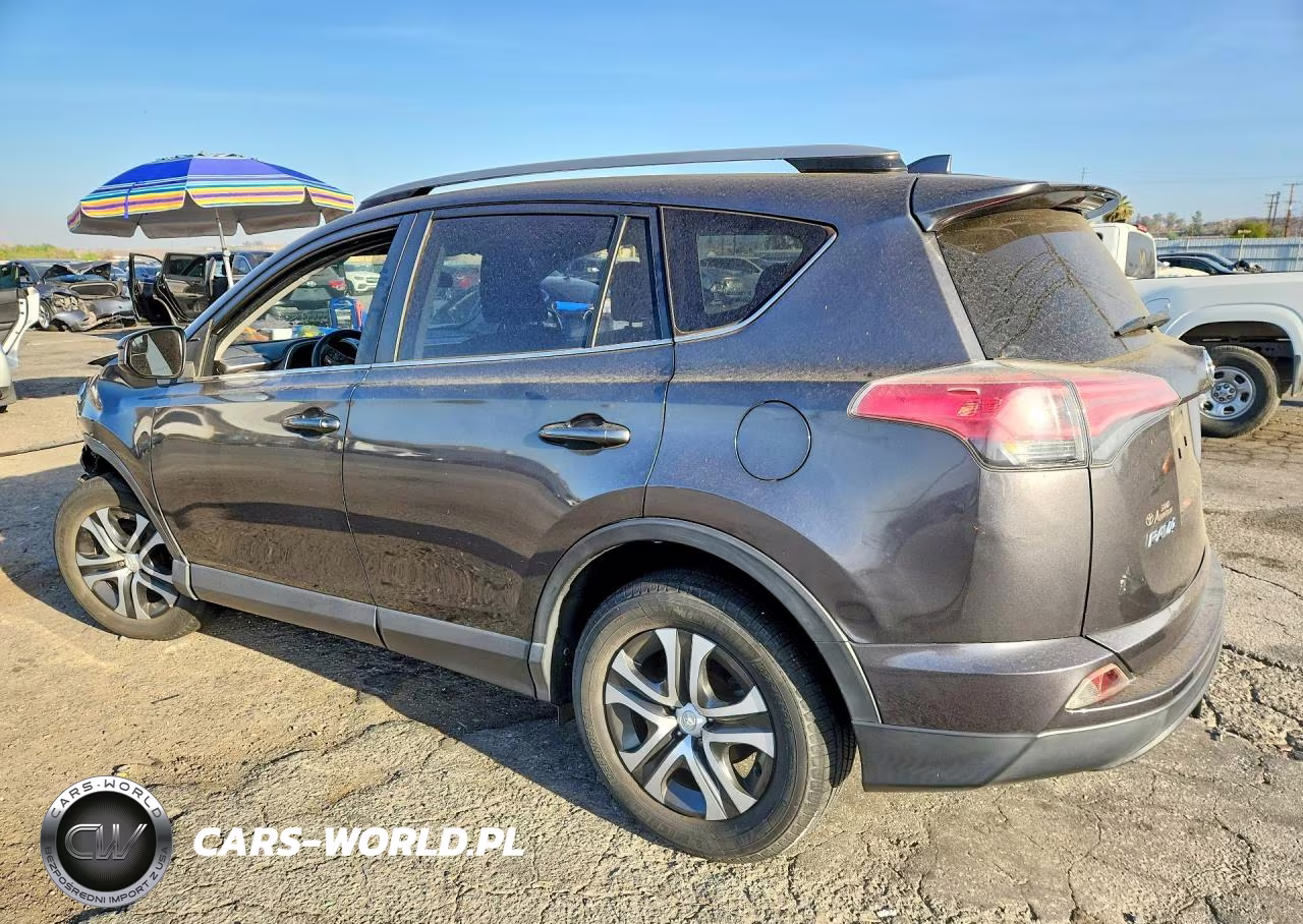 2017 Toyota Rav4 Le VIN:JTMBFREV4HJ134337 - 2