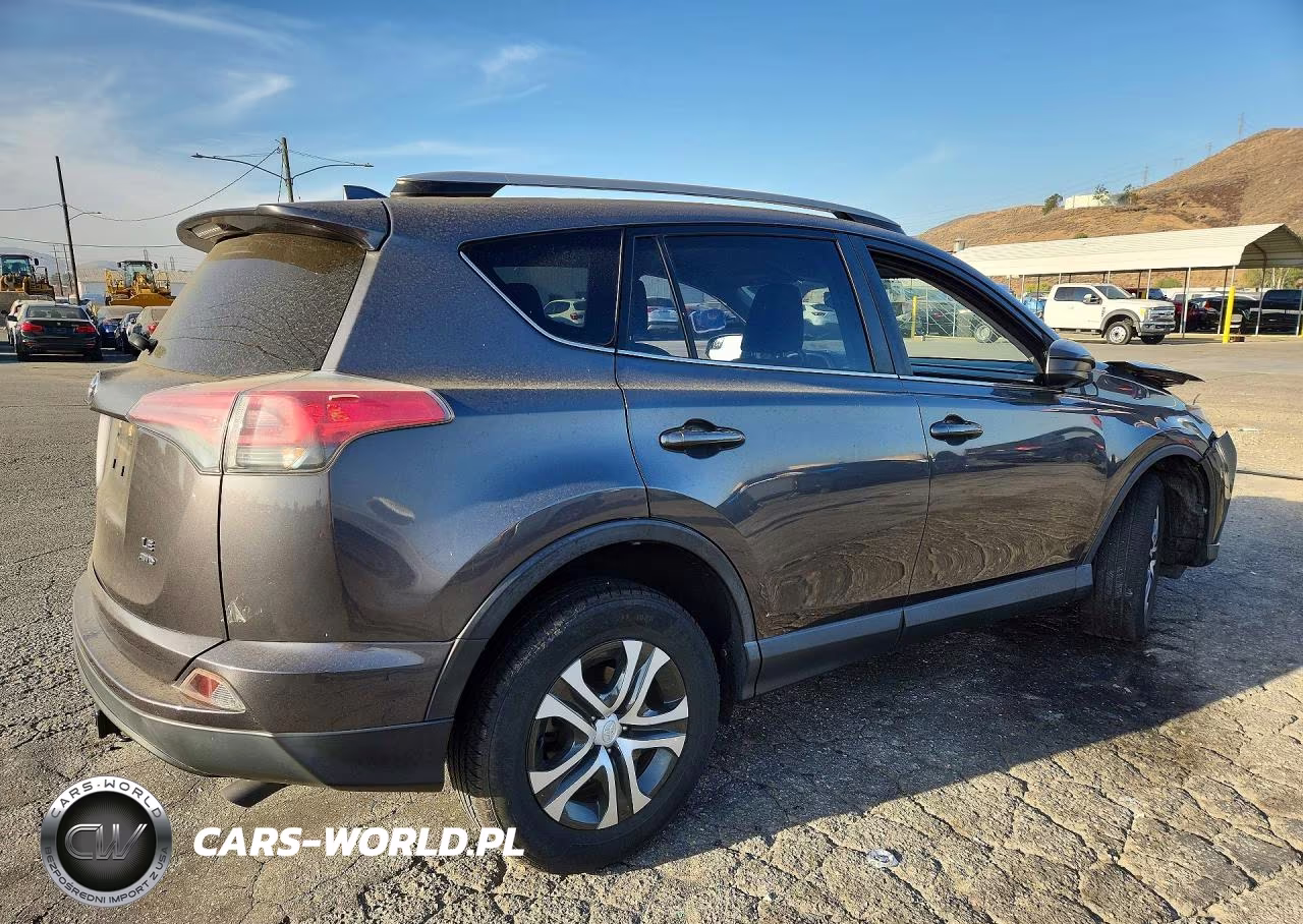 2017 Toyota Rav4 Le VIN:JTMBFREV4HJ134337 - 3