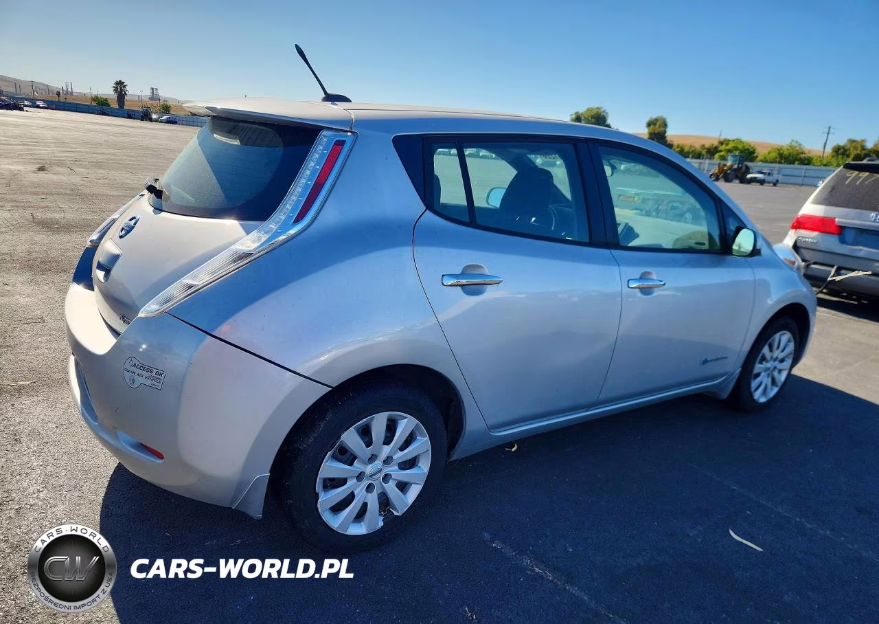 2018 Nissan Leaf VIN:1N4AZ0CP7DC409660 - 3