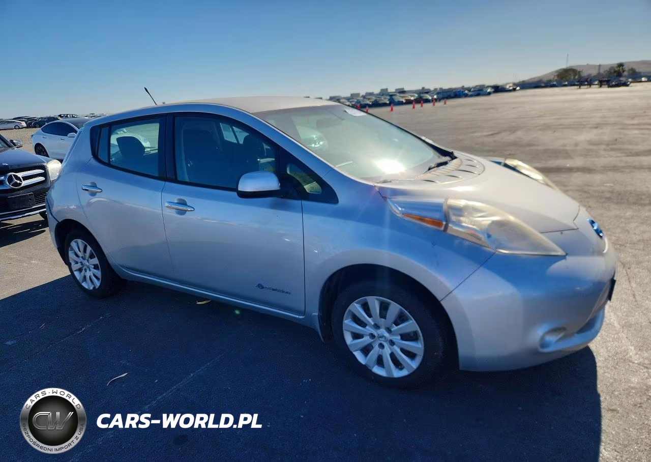 2018 Nissan Leaf VIN:1N4AZ0CP7DC409660 - 4