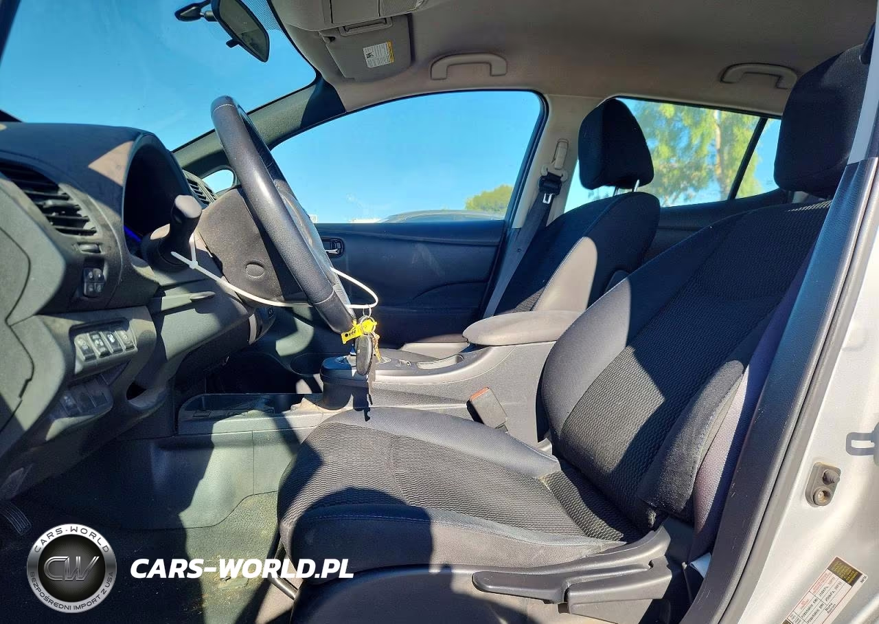 2018 Nissan Leaf VIN:1N4AZ0CP7DC409660 - 7