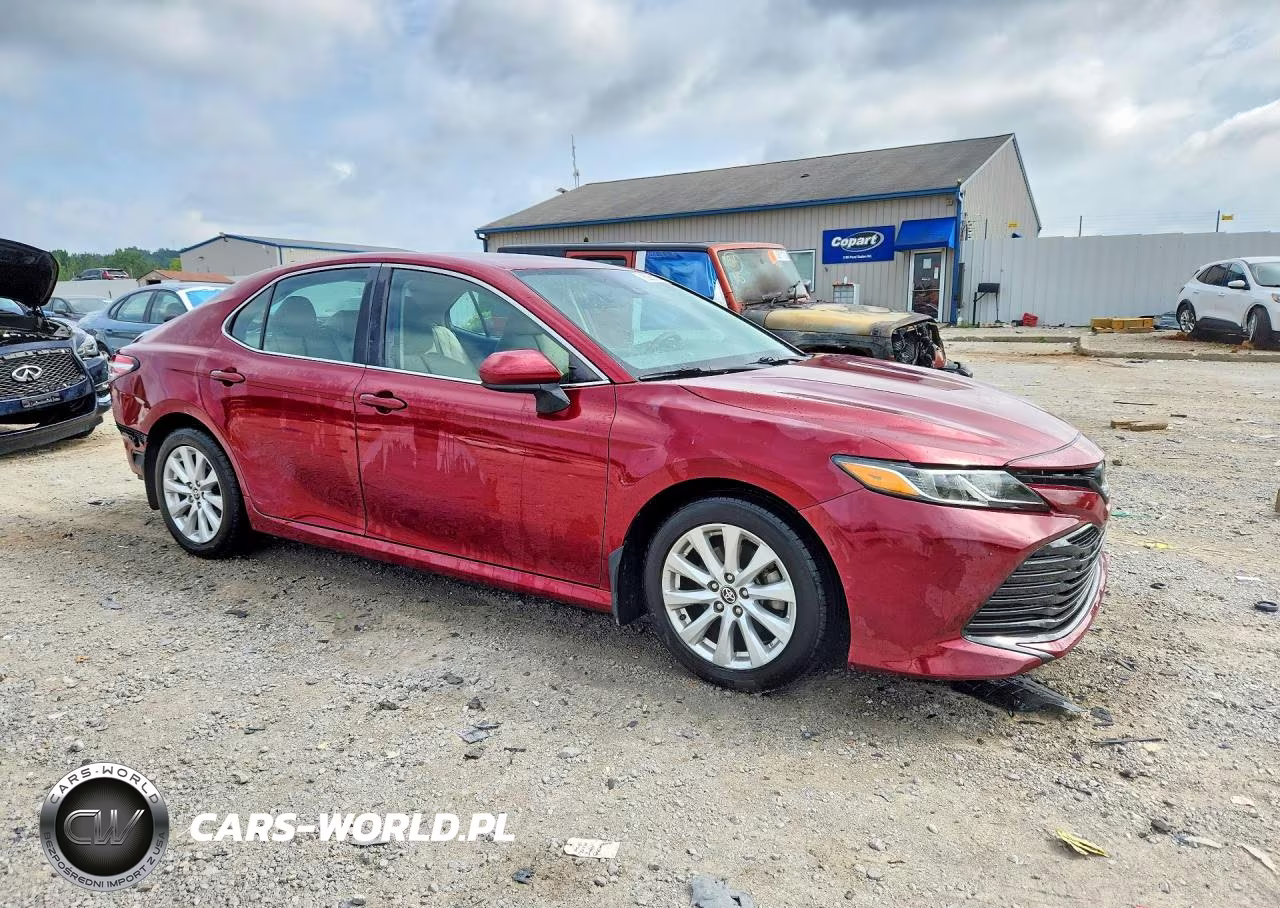 2020 Toyota Camry Le VIN:4T1C11AK5LU978292 - 4