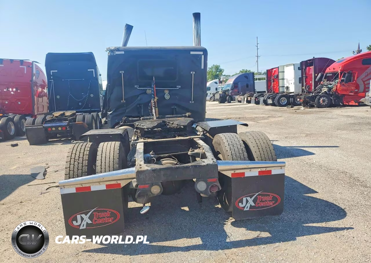 2016 Peterbilt 389 Semi Truck VIN:1NPXGGGG90D443982 - 6