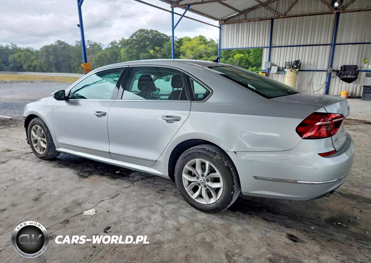 2017 Volkswagen Passat S VIN:1VWAT7A38HC072701 - 2