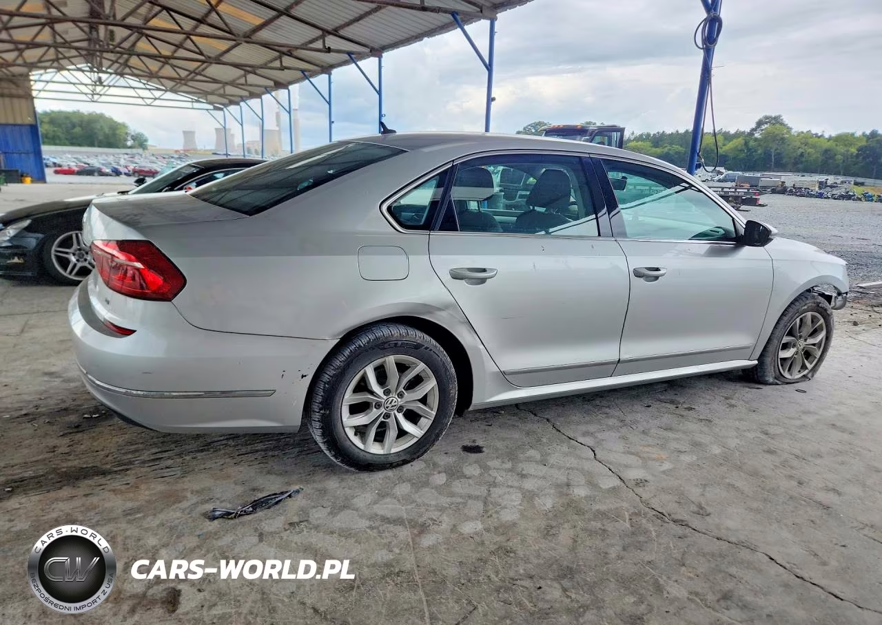 2017 Volkswagen Passat S VIN:1VWAT7A38HC072701 - 3
