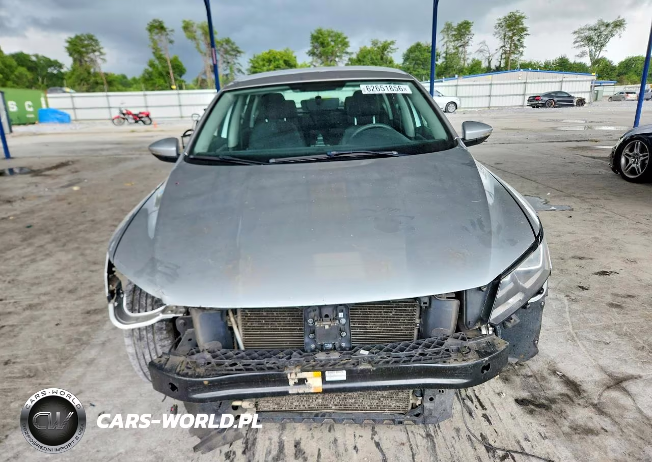 2017 Volkswagen Passat S VIN:1VWAT7A38HC072701 - 5