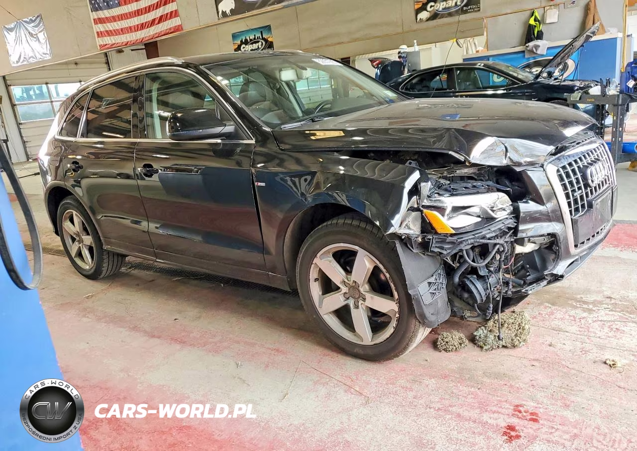 2011 Audi Q5 Premium Plus VIN:WA1DKAFPXBA077441 - 4