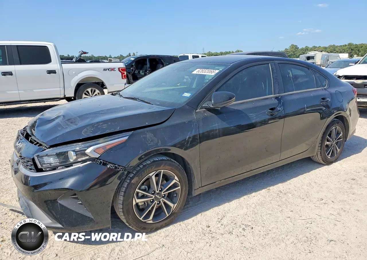 2023 Kia Forte Lxs VIN:3KPF24AD1PE692462 - 1