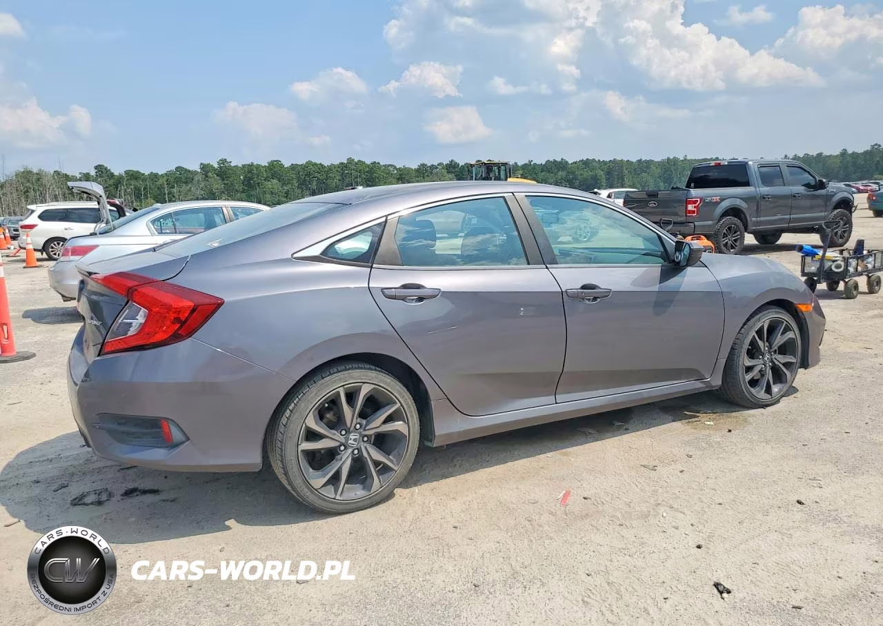 2019 Honda Civic Sport VIN:2HGFC2F82KH589501 - 3