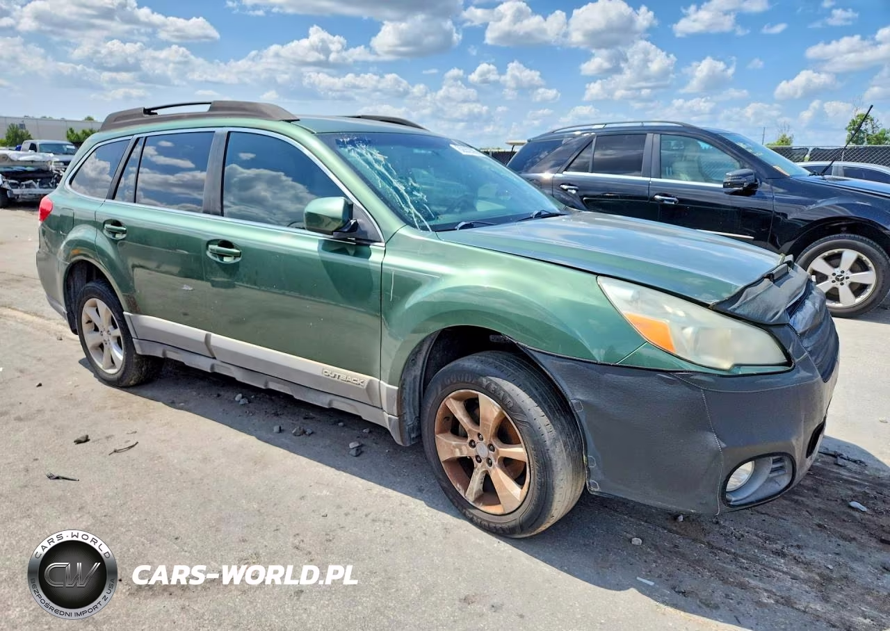 2014 Subaru Outback 2.5I Premium VIN:4S4BRCCC8E3260413 - 4