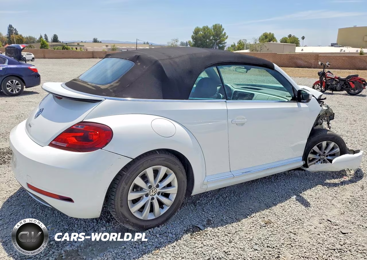 2017 Volkswagen Beetle S-Se VIN:3VW517AT0HM813977 - 3