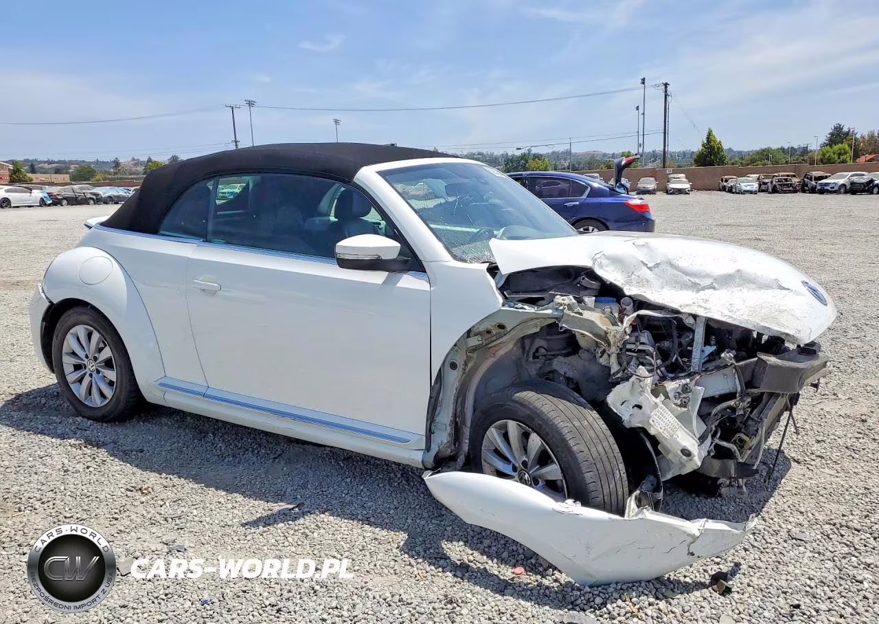 2017 Volkswagen Beetle S-Se VIN:3VW517AT0HM813977 - 4