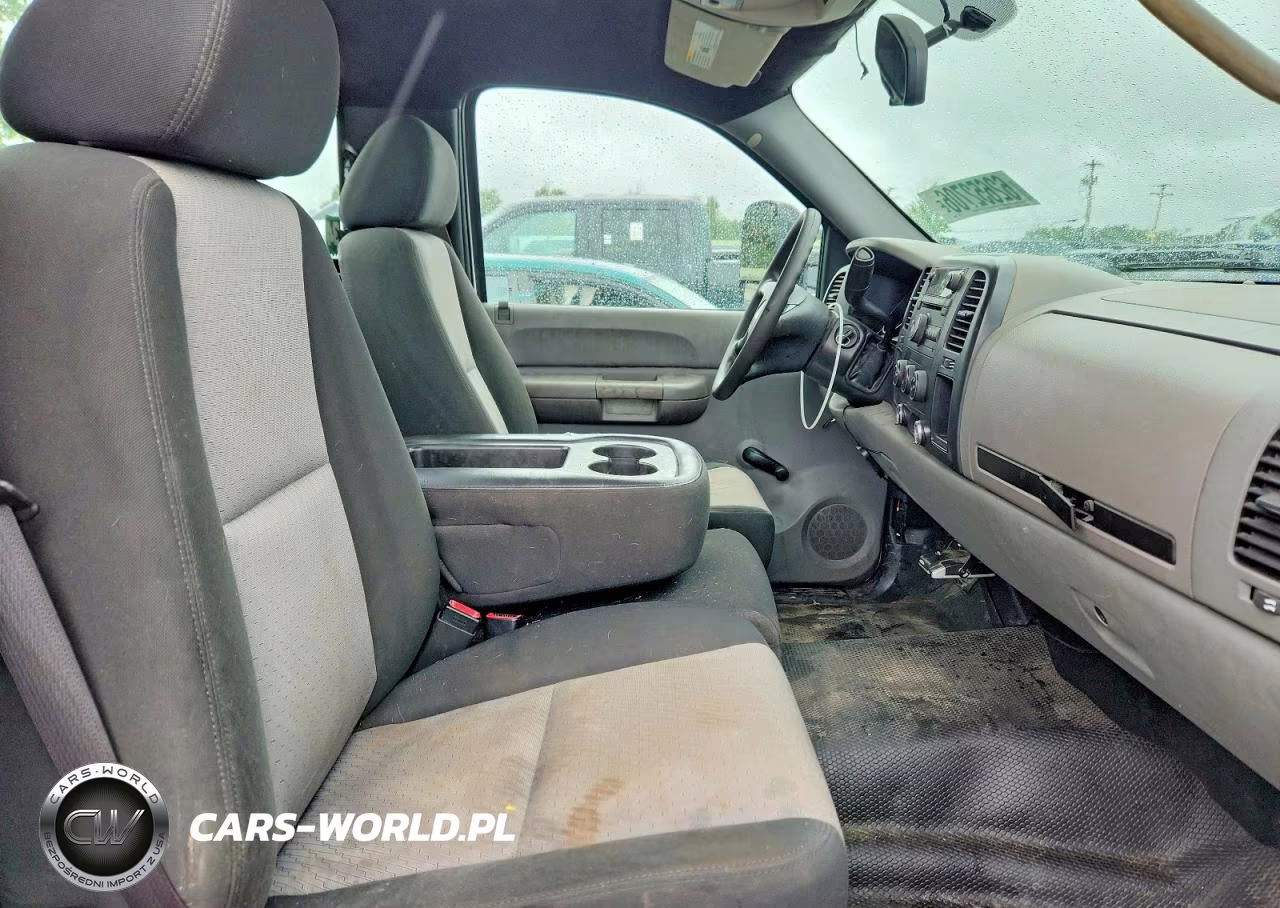 2008 Chevrolet Silverado C1500 VIN:1GCEC14X88Z120064 - 10