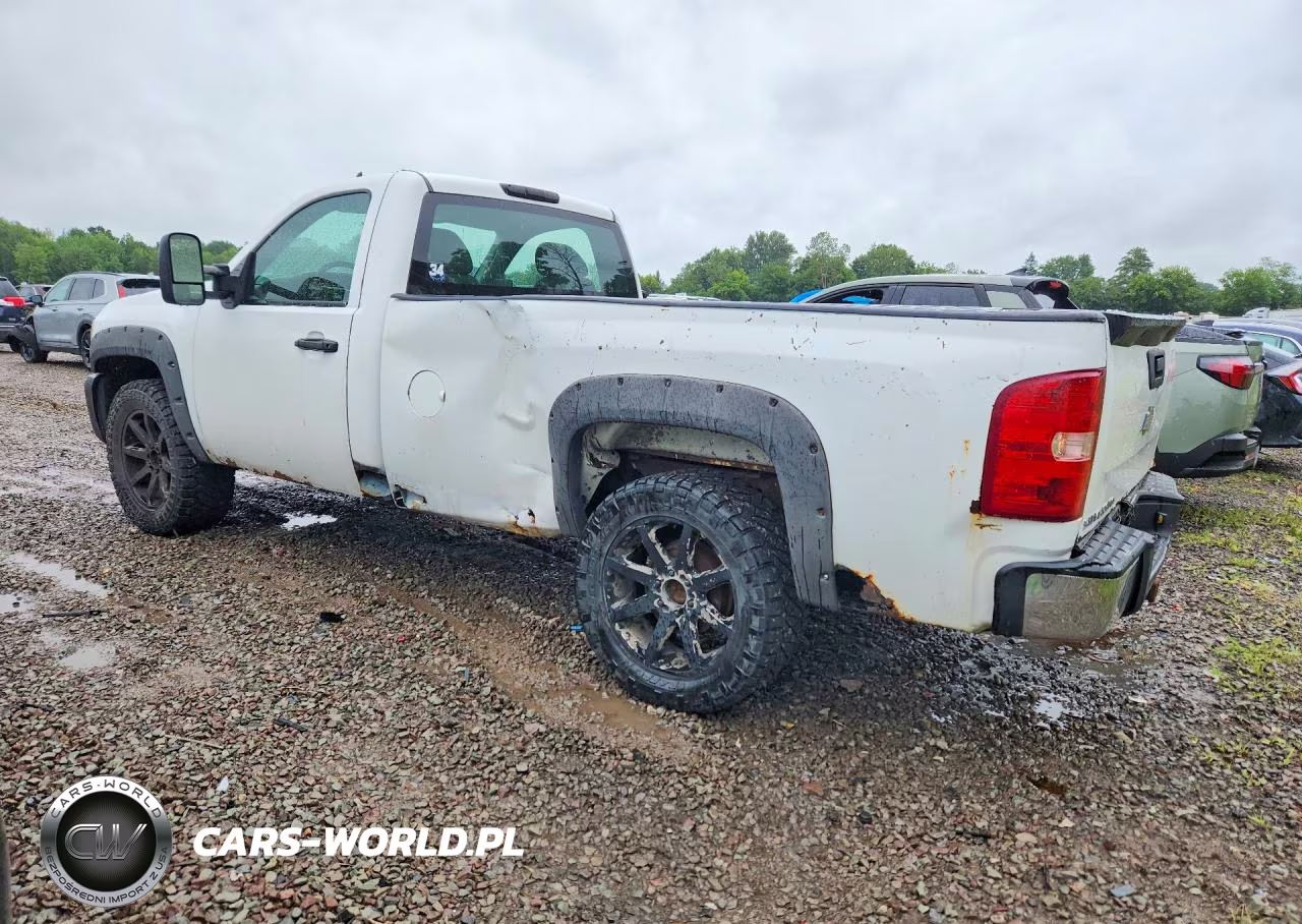 2008 Chevrolet Silverado C1500 VIN:1GCEC14X88Z120064 - 2