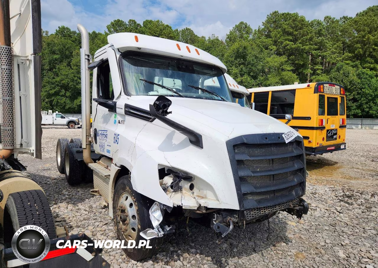 2024 Freightliner Cascadia 1 VIN:3AKJHLDV9RDVH4237 - 4