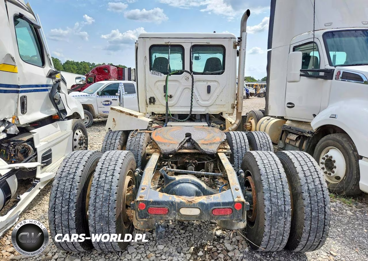 2024 Freightliner Cascadia 1 VIN:3AKJHLDV9RDVH4237 - 6