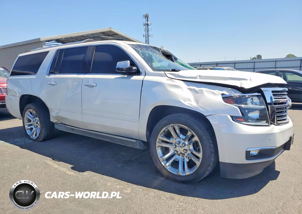 2019 Chevrolet Suburban K1500 Premier VIN:1GNSKJKJ4KR400521 - 4