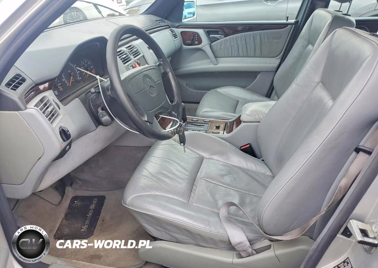 1996 Mercedes-Benz E 320 VIN:WDBJF55F5TJ013532 - 7