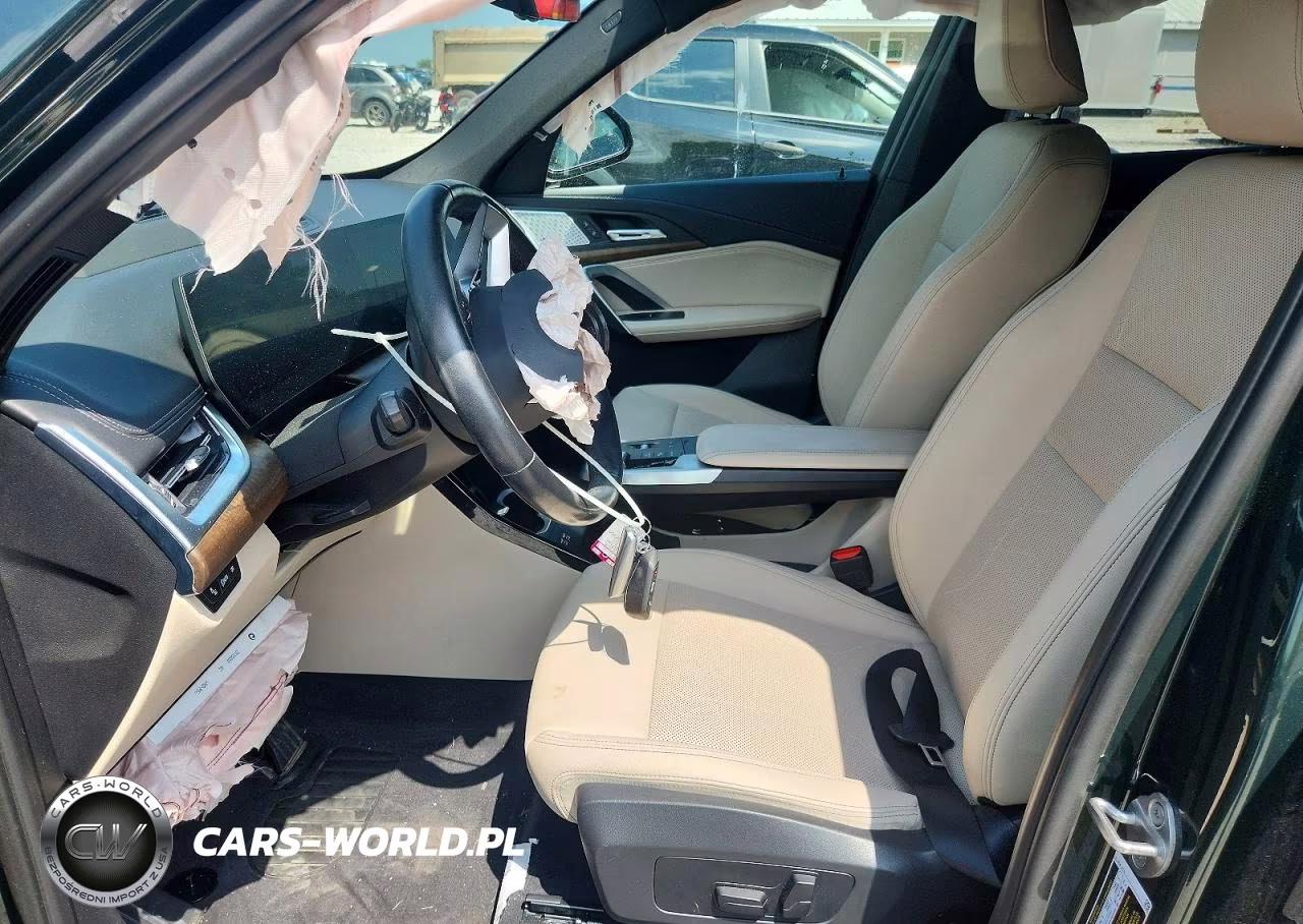 2023 BMW X1 xDrive28I VIN:WBX73EF04P5V96014 - 7