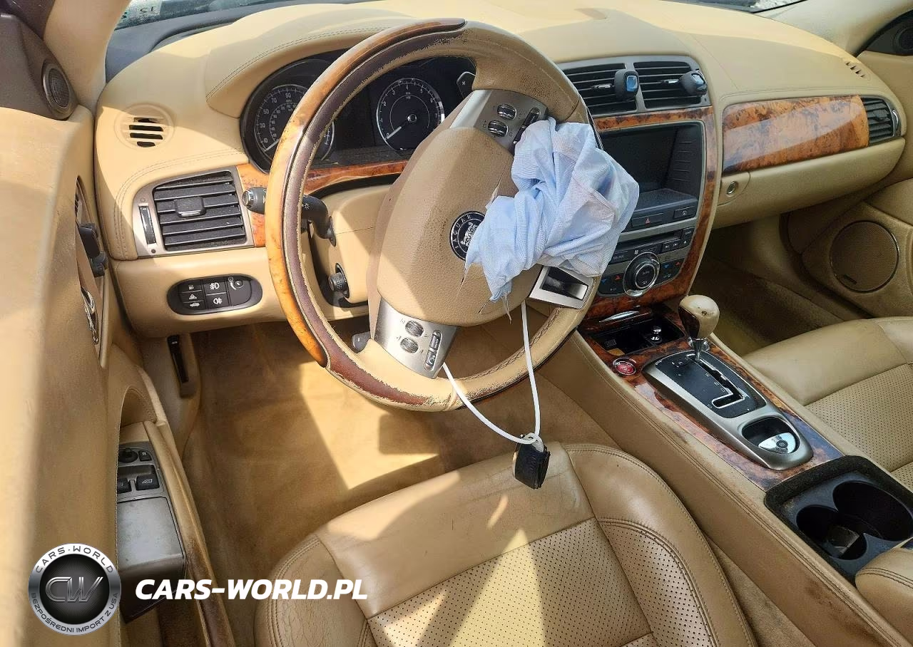 2007 Jaguar Xk VIN:SAJDA44B375B04551 - 8