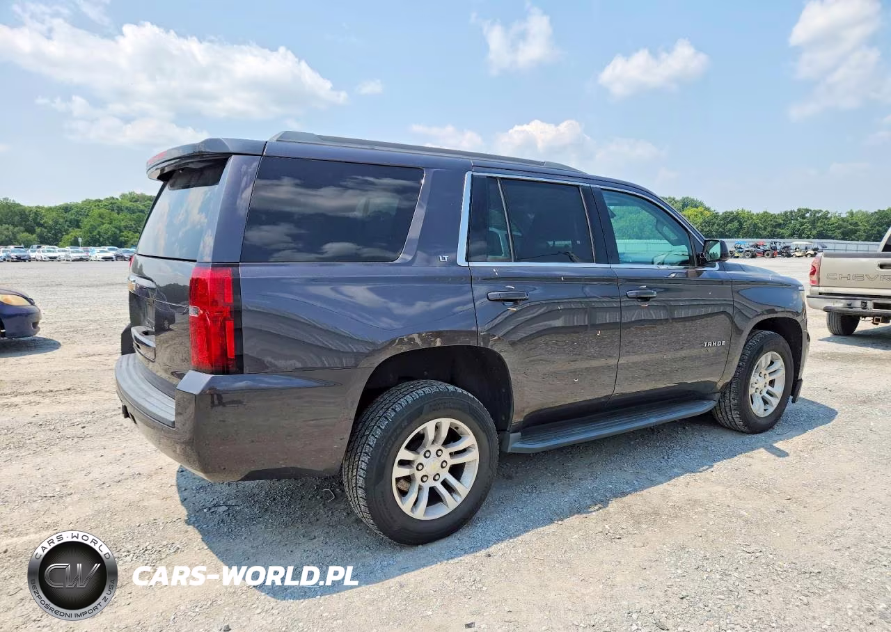 2018 Chevrolet Tahoe C1500 Lt VIN:1GNSCBKC2JR109583 - 3