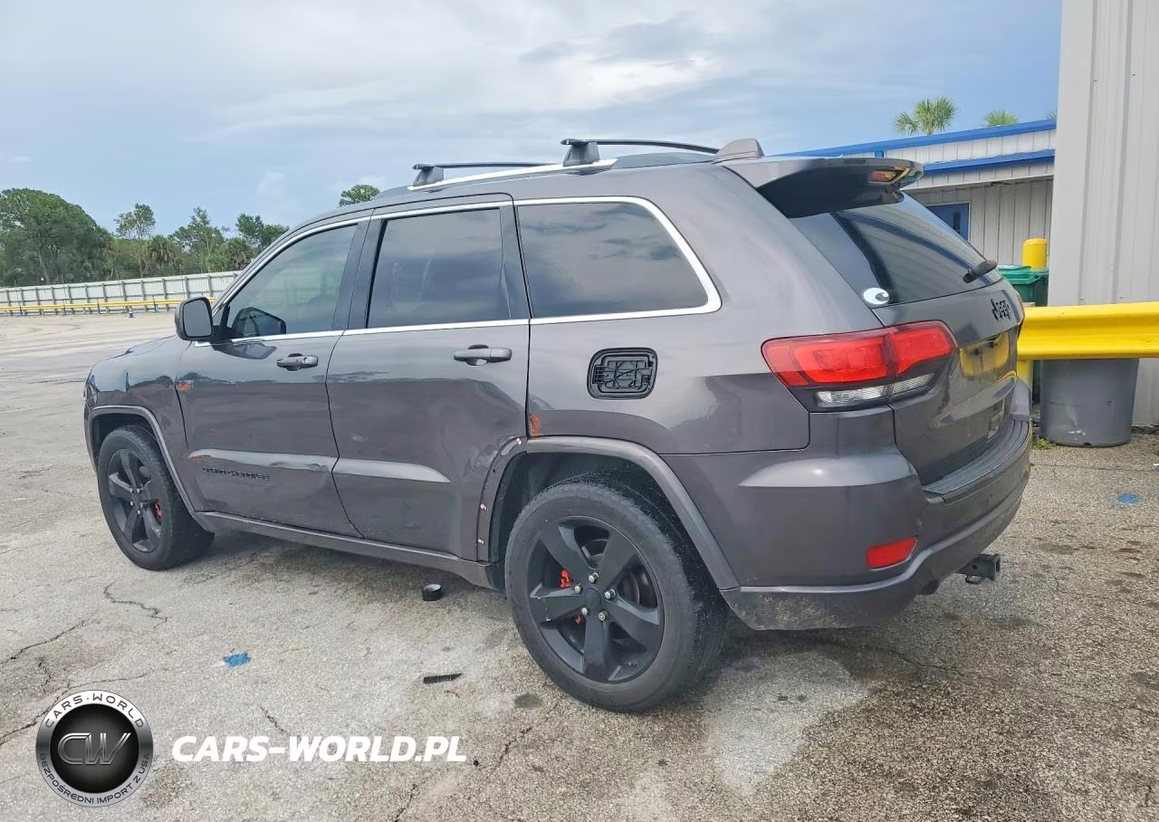 2015 Jeep Grand Cherokee Laredo VIN:1C4RJEAG8FC160034 - 2
