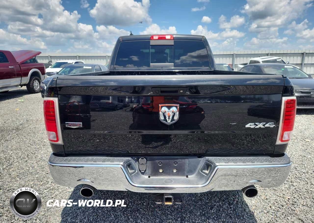 2018 Ram 1500 Laramie VIN:1C6RR7VM1JS292255 - 6