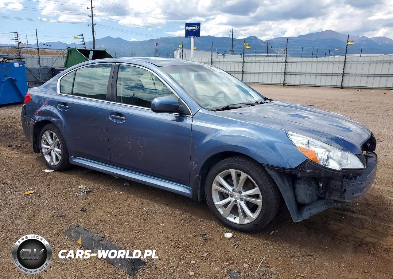 2013 Subaru Legacy 2.5I Premium VIN:4S3BMBC64D3012262 - 4