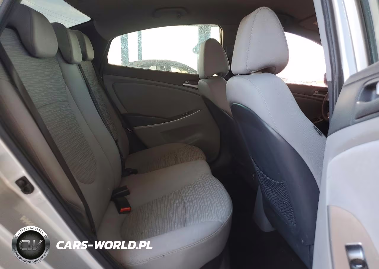 2015 Hyundai Accent Gls VIN:KMHCT4AE1FU921307 - 10