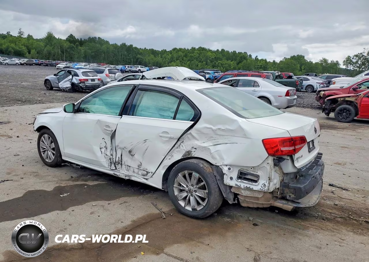 2015 Volkswagen Jetta Tdi VIN:3VW3A7AJXFM262055 - 2