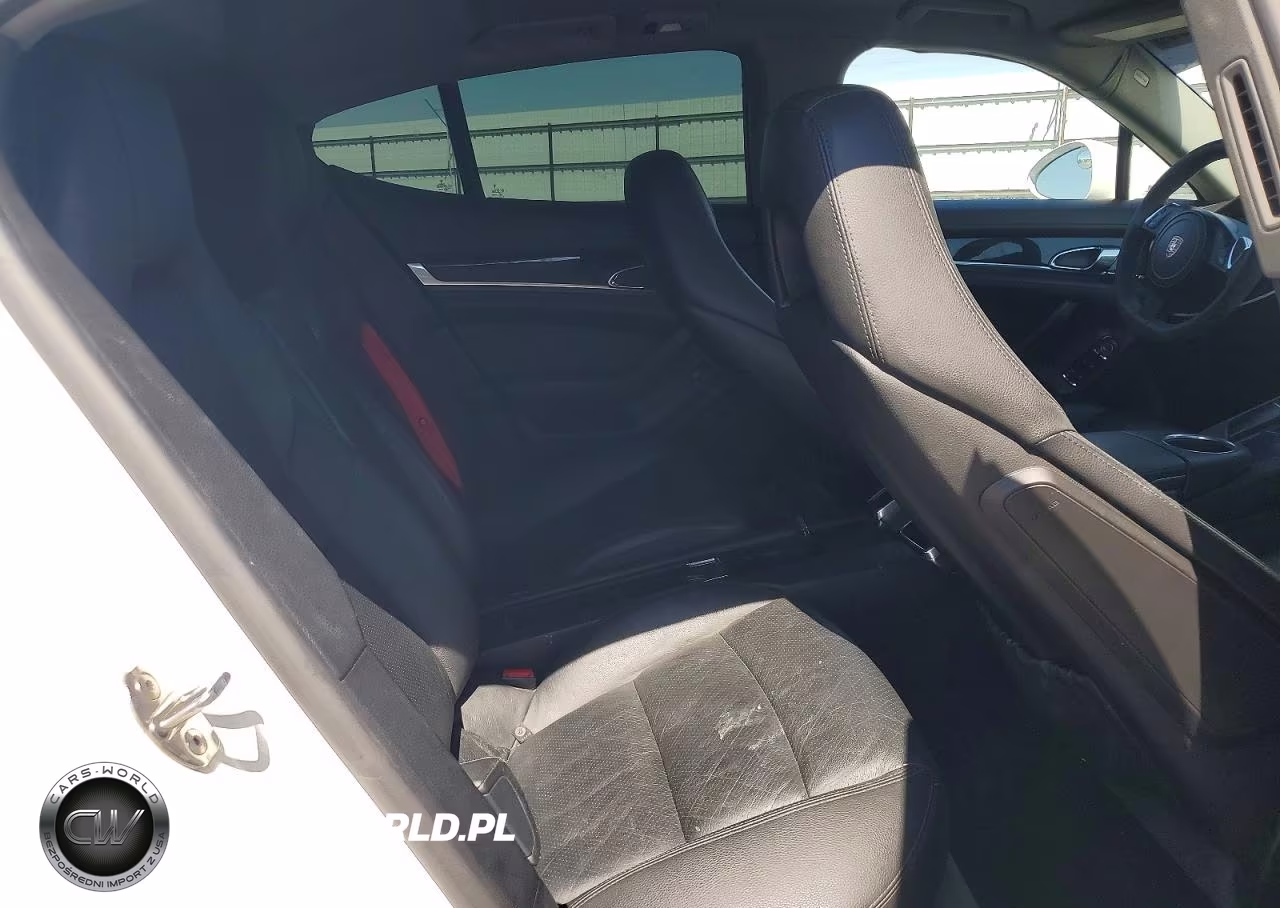 2012 Porsche Panamera 2 VIN:WP0AA2A71CL014985 - 10