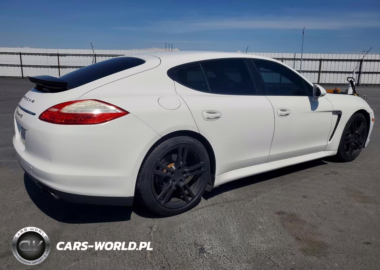 2012 Porsche Panamera 2 VIN:WP0AA2A71CL014985 - 3