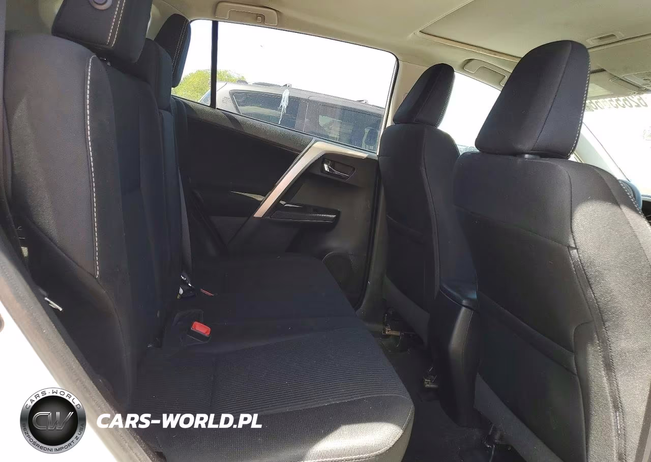 2015 Toyota Rav4 Xle VIN:2T3RFREV0FW242404 - 11