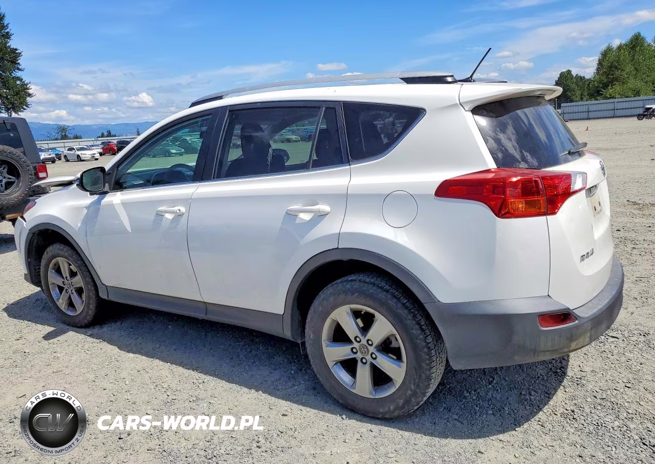 2015 Toyota Rav4 Xle VIN:2T3RFREV0FW242404 - 2