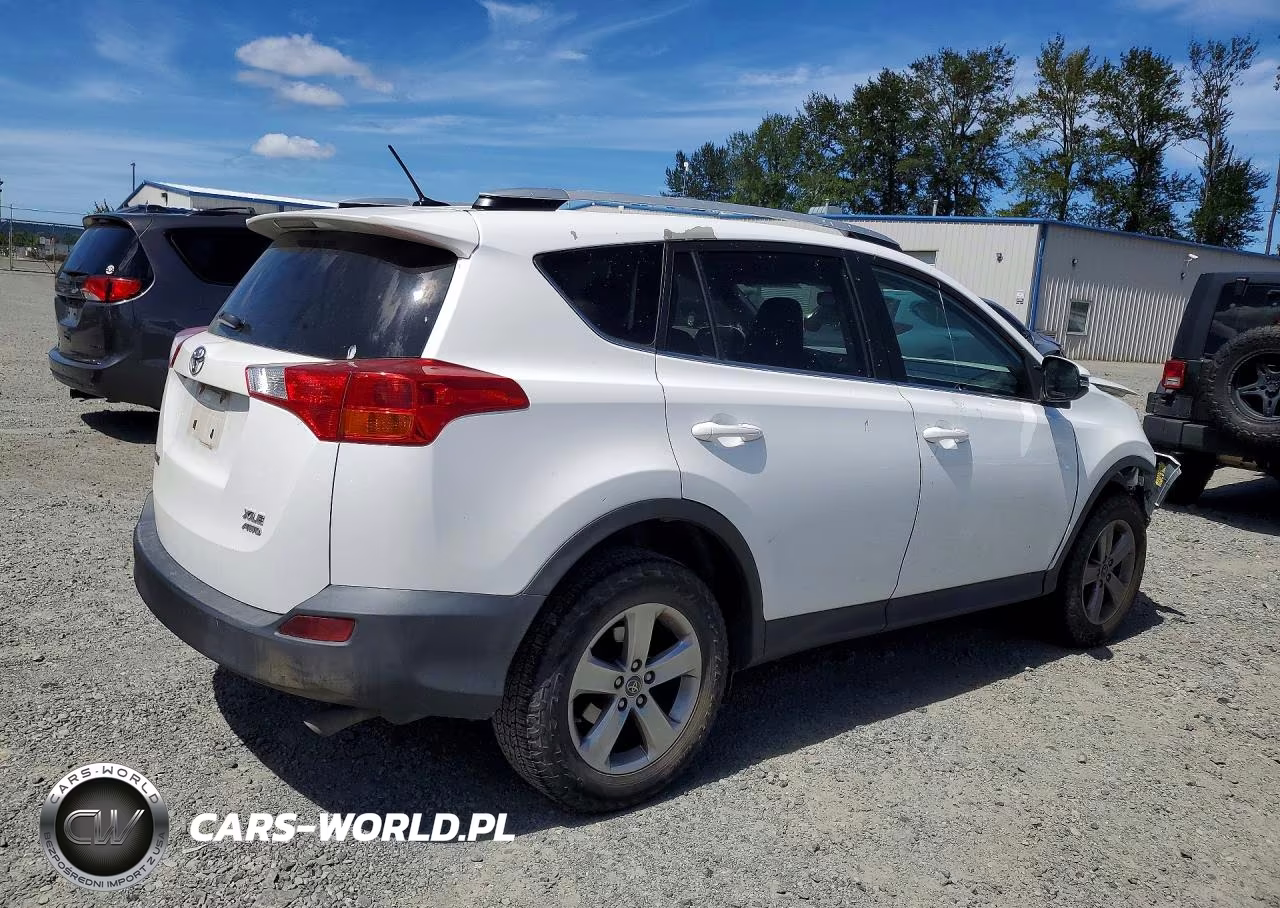 2015 Toyota Rav4 Xle VIN:2T3RFREV0FW242404 - 3