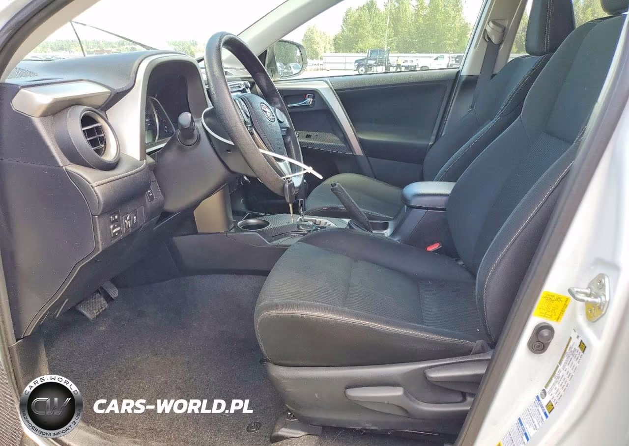 2015 Toyota Rav4 Xle VIN:2T3RFREV0FW242404 - 7