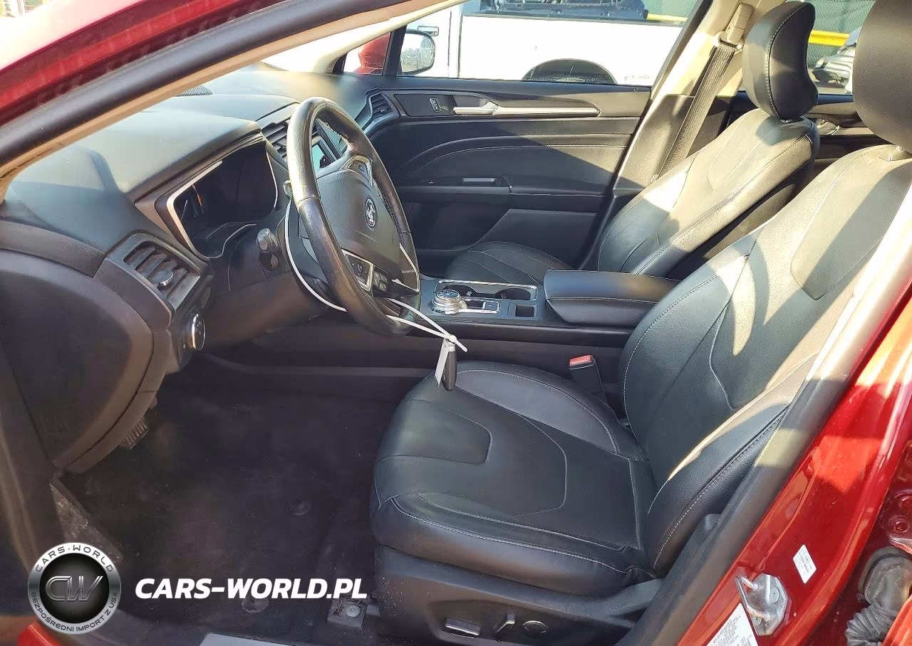 2019 Ford Fusion Titanium VIN:3FA6P0D97KR210893 - 7
